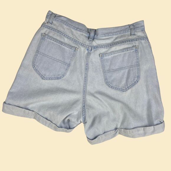 90s Riders highrise denim shorts, vintage 33" waist womens lightwash shorts - Picture 4 of 9